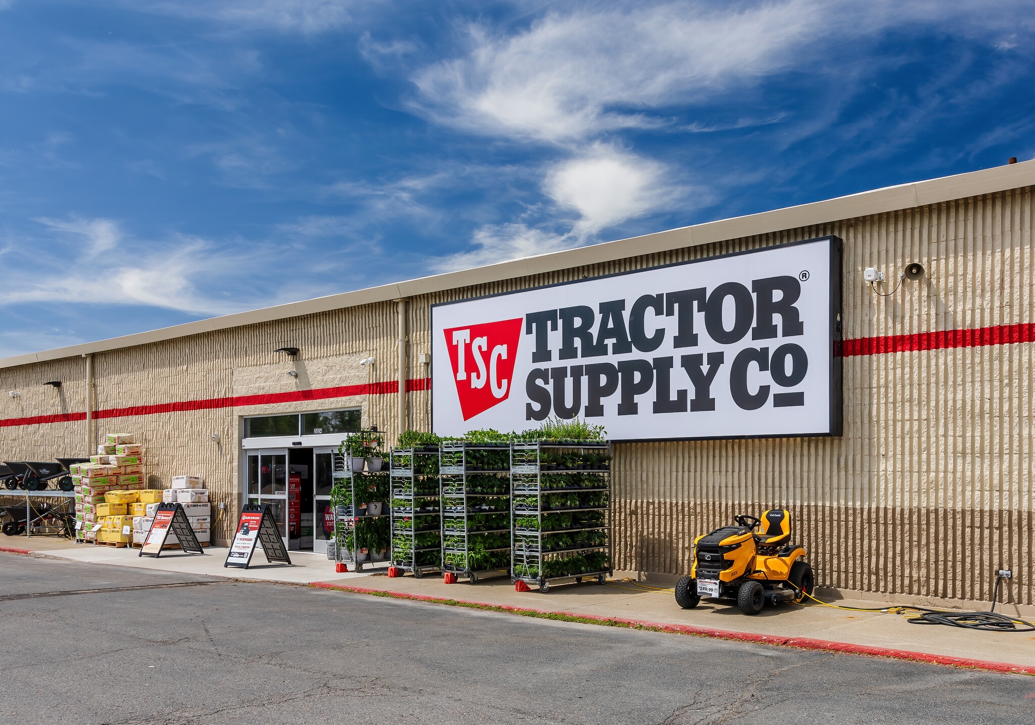 2024 US Hwy 2 E, Kalispell, MT for sale Building Photo- Image 1 of 19