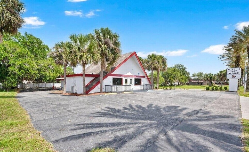 1903 S Ridgewood Ave, Daytona Beach, FL à vendre - Photo du bâtiment - Image 3 de 23