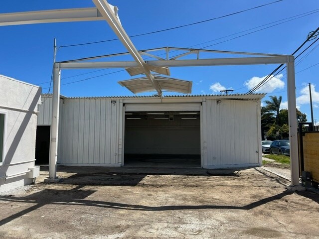 1728 W 166th St, Gardena, CA à vendre - Photo du bâtiment - Image 2 de 11