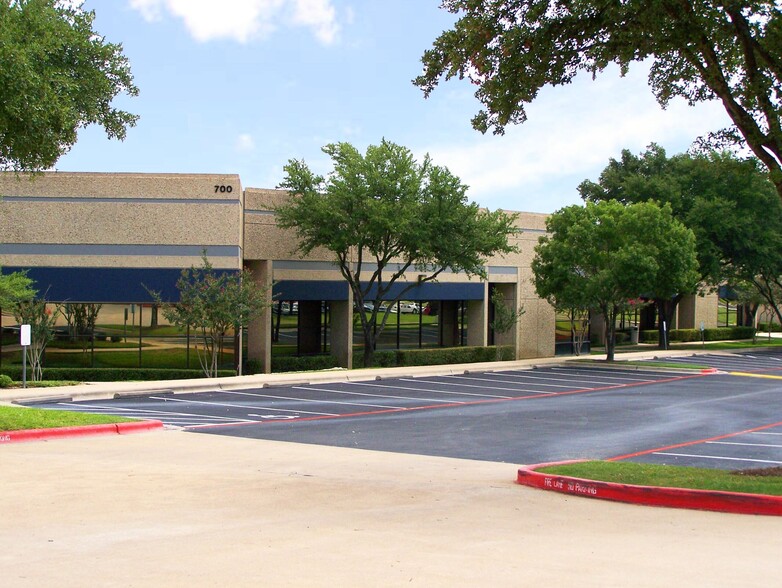 700 Jeffrey Way, Round Rock, TX for lease - Building Photo - Image 2 of 3