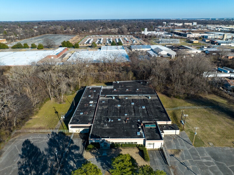 2140 S 3rd St S, Memphis, TN for lease - Building Photo - Image 1 of 1