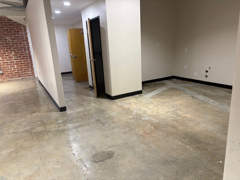 161 Pasadena Ave, South Pasadena, CA à louer - Photo intérieure - Image 3 de 13