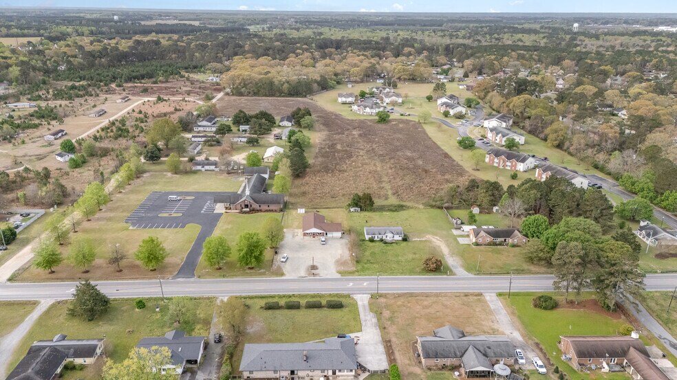 698 E New Hope Rd, Goldsboro, NC à vendre - Photo du bâtiment - Image 2 de 19