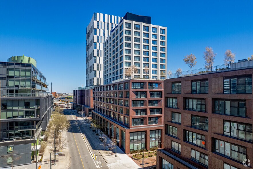 125 Mill St, Toronto, ON à vendre - Photo du bâtiment - Image 3 de 4