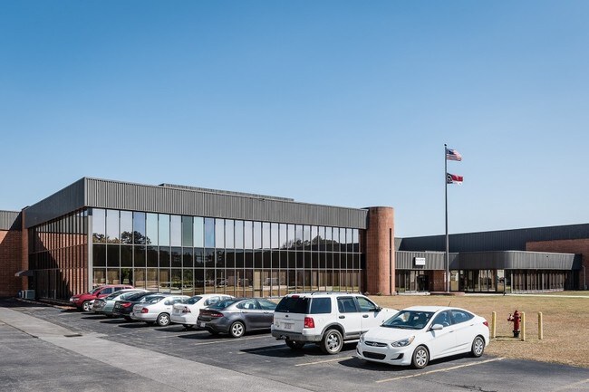 More details for 107 Tom Starling Rd, Fayetteville, NC - Industrial for Lease