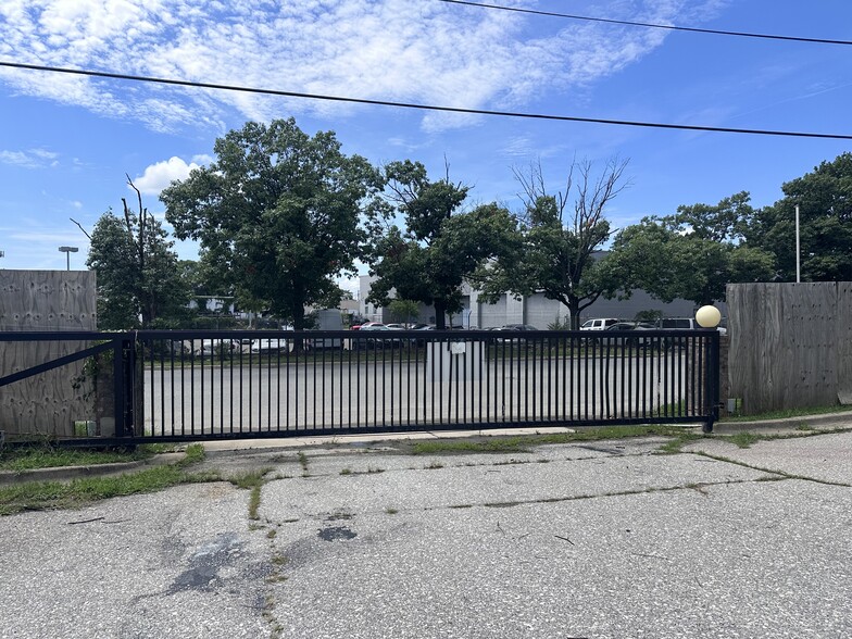 4719 Stamp Road, Temple Hills, MD 20748, Temple Hills, MD for lease - Building Photo - Image 2 of 7