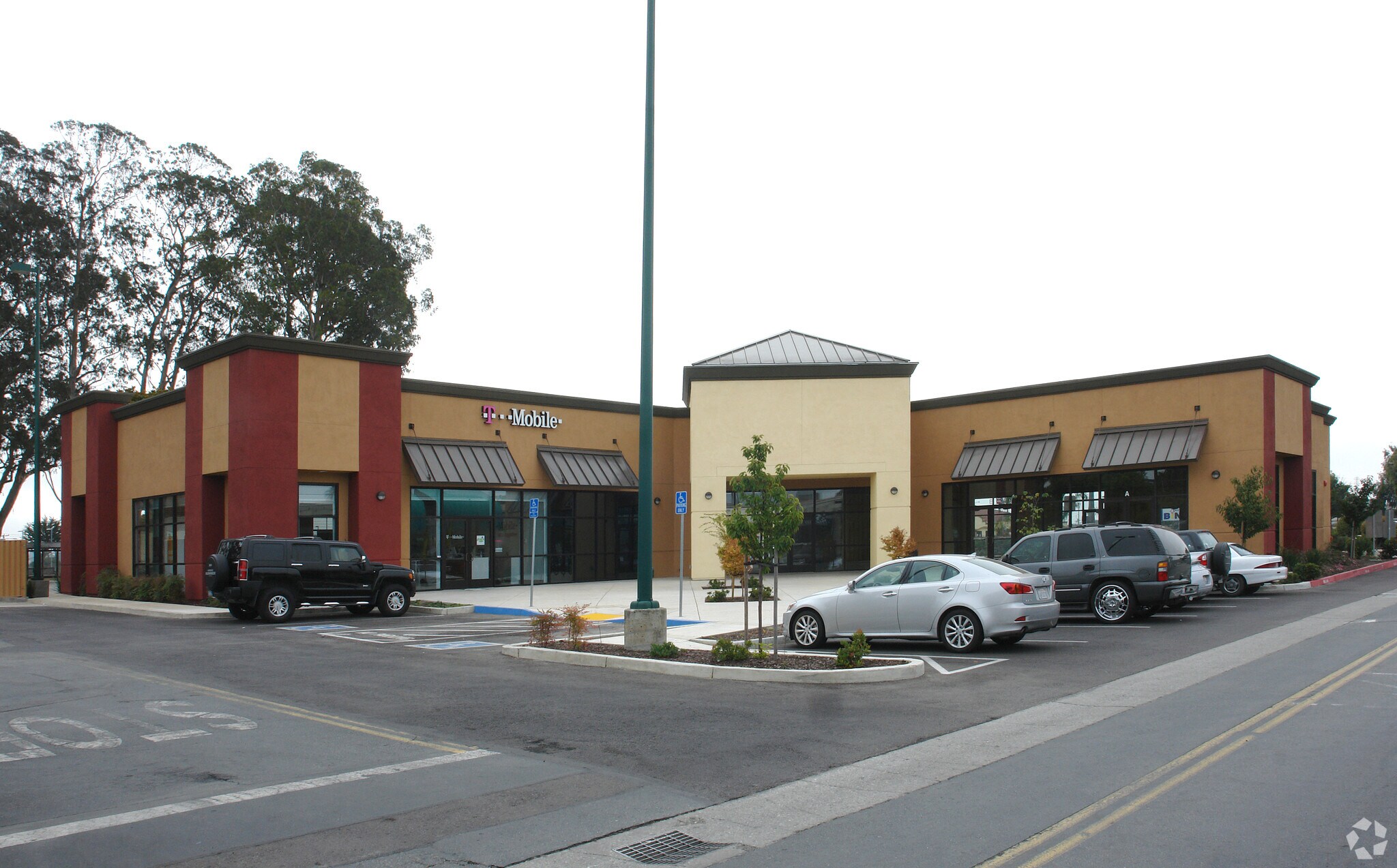 901-1057 N Main St, Salinas, CA for lease Building Photo- Image 1 of 13