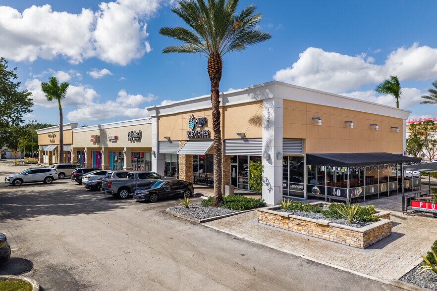 15641-15661 Sheridan St, Davie, FL à louer - Photo du bâtiment - Image 3 de 12
