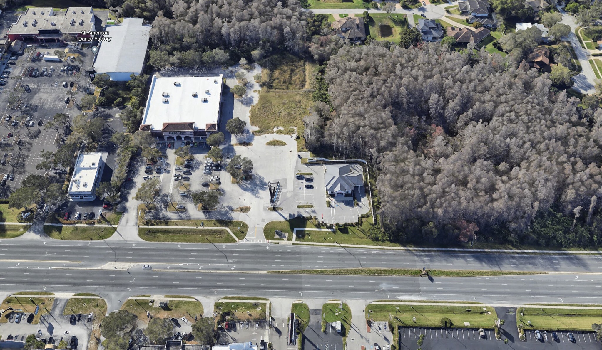 11810 N Dale Mabry Hwy, Tampa, FL à louer Aérien- Image 1 de 6