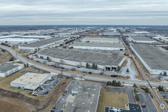 284-314 E Lies Rd, Carol Stream, IL - AERIAL  map view