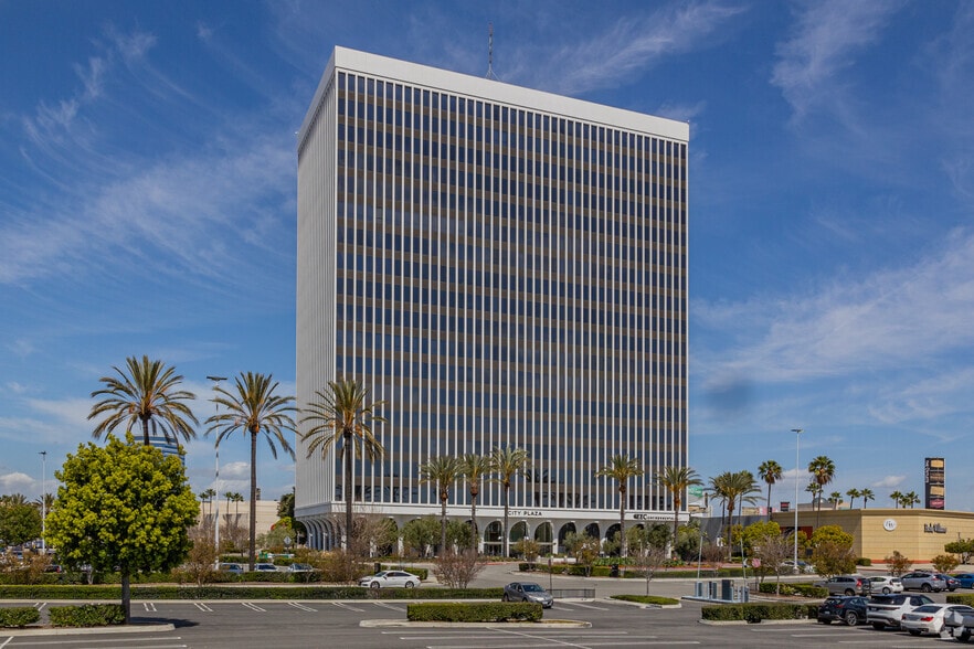 1 City Blvd W, Orange, CA for lease - Primary Photo - Image 1 of 14