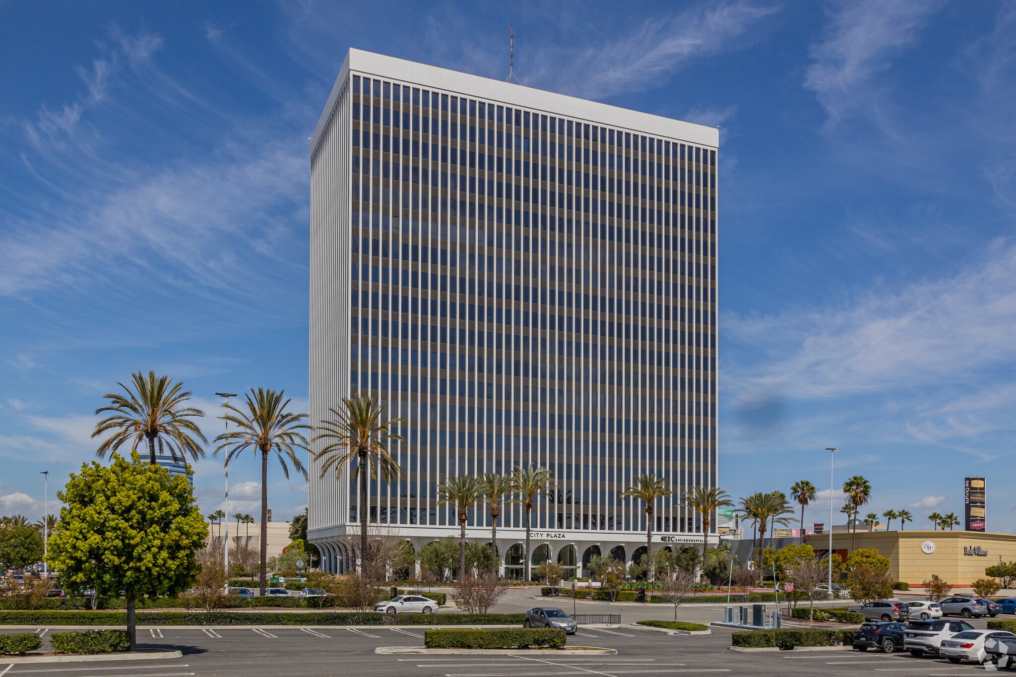 1 City Blvd W, Orange, CA for lease Primary Photo- Image 1 of 15