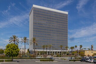Plus de détails pour 1 City Blvd W, Orange, CA - Bureau, Bureau/Médical à louer