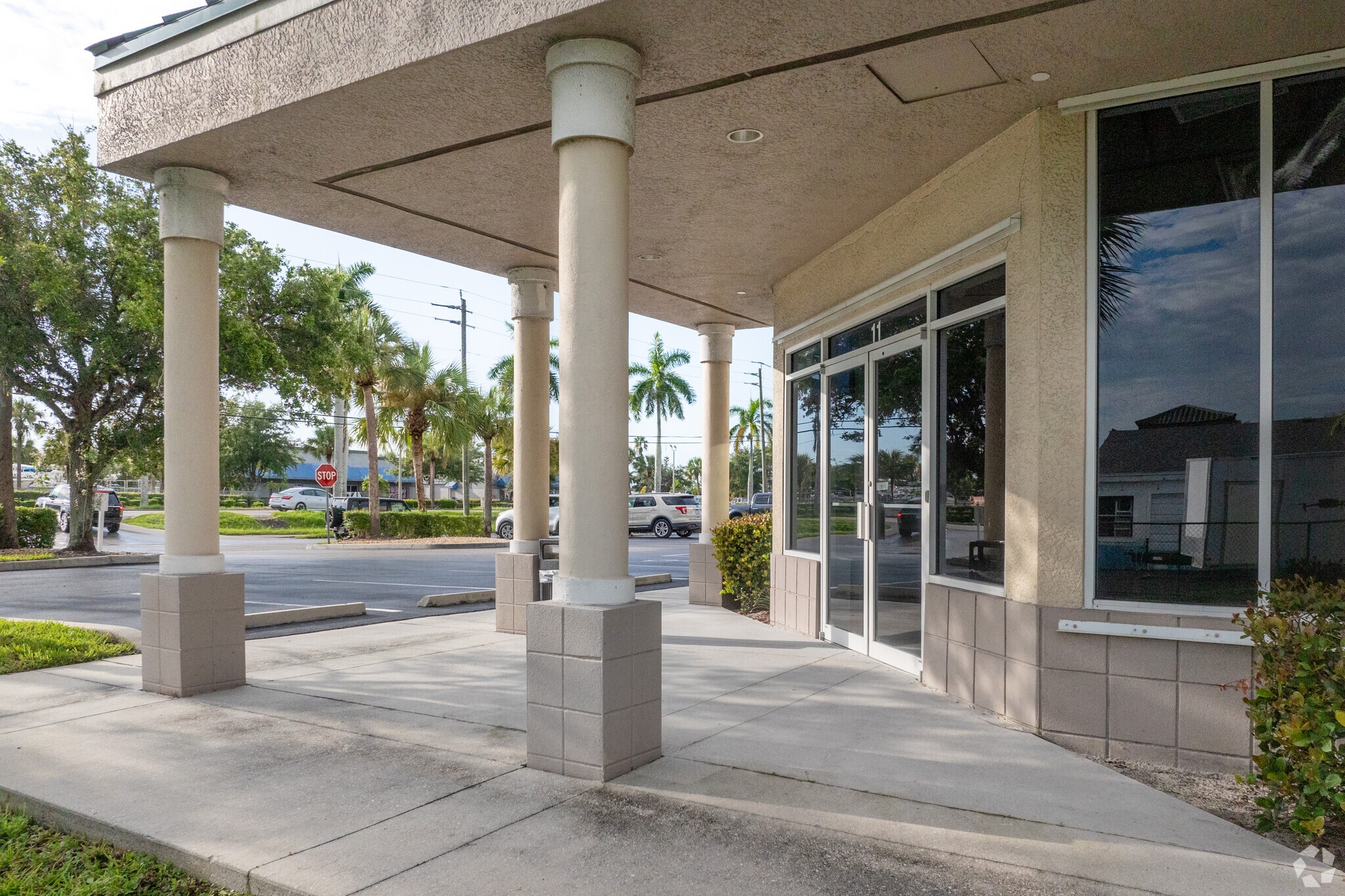 16120 San Carlos Blvd, Fort Myers, FL for lease Building Photo- Image 1 of 11