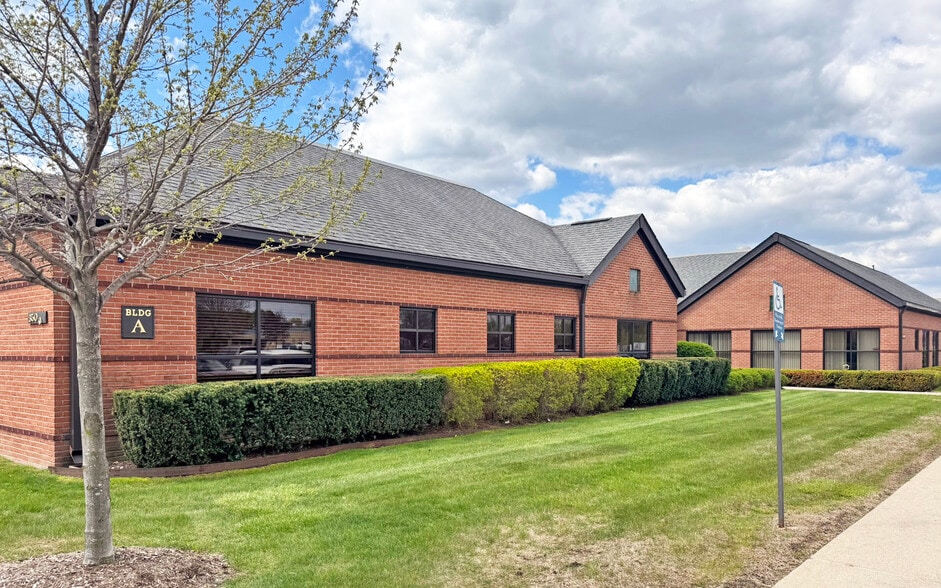 35050-35054 23 Mile Rd, New Baltimore, MI for lease - Building Photo - Image 3 of 5