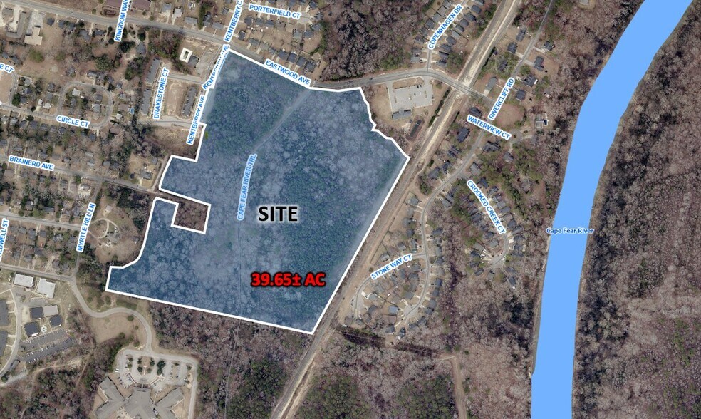 390 Cape Fear River Trail, Fayetteville, NC for sale - Primary Photo - Image 1 of 6