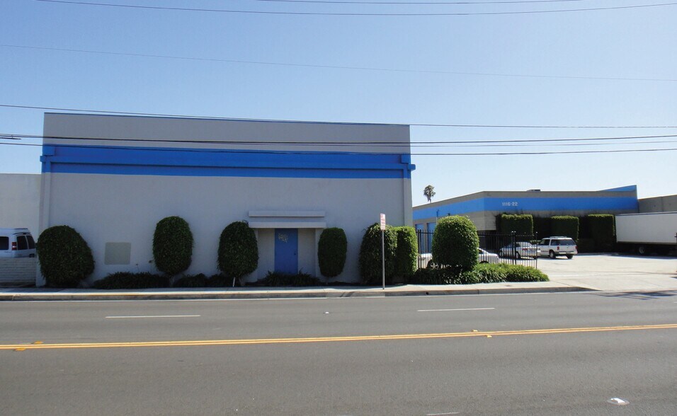 1108-1114 W 135th St, Gardena, CA à louer - Photo du bâtiment - Image 3 de 5