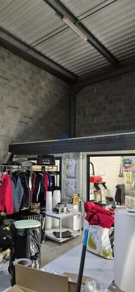 Flex dans Décines-Charpieu à louer - Photo intérieure - Image 3 de 4