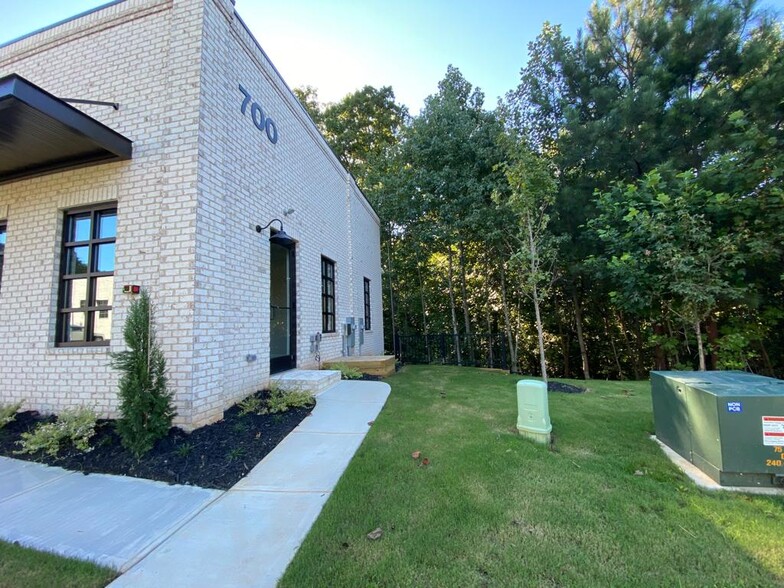 6110 McFarland Station Dr, Alpharetta, GA for lease - Building Photo - Image 2 of 12