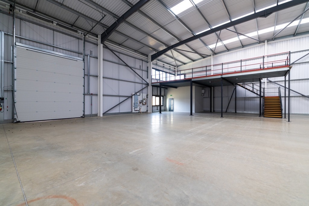 Welsh Ln, Banbury, OXF OX17 2HB - Unité Unit 14 - - Photo intérieure - Image 2 of 5