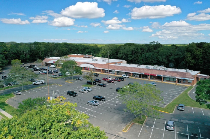 5-25 Eastport Manor Rd, Eastport, NY for lease - Building Photo - Image 1 of 16