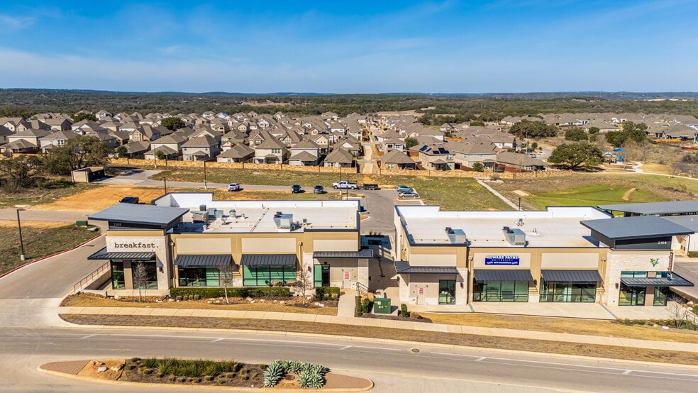 Veramendi Retail Center portefeuille de 2 propriétés à vendre sur LoopNet.ca - Photo du bâtiment - Image 2 de 7