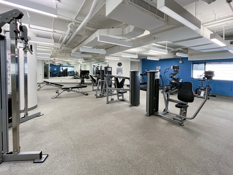 3 Bethesda Metro Center, Bethesda, MD for lease - Building Photo - Image 2 of 19