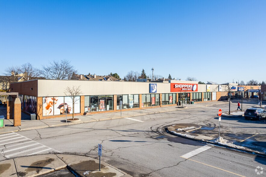 Fallingbrook Shopping Ctr, Ottawa, ON à vendre - Photo principale - Image 1 de 1