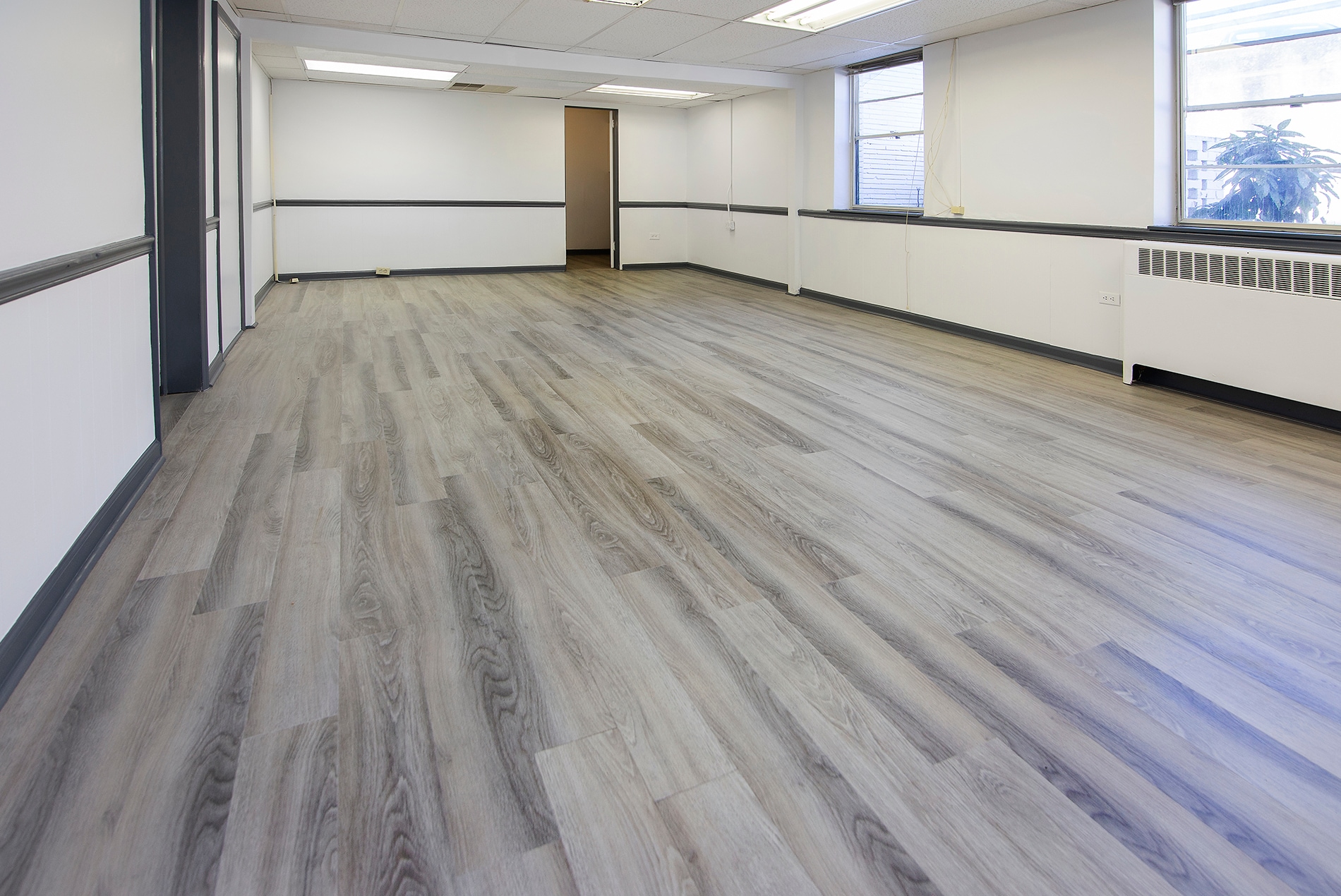 318 S South St, Gastonia, NC for lease Interior Photo- Image 1 of 2