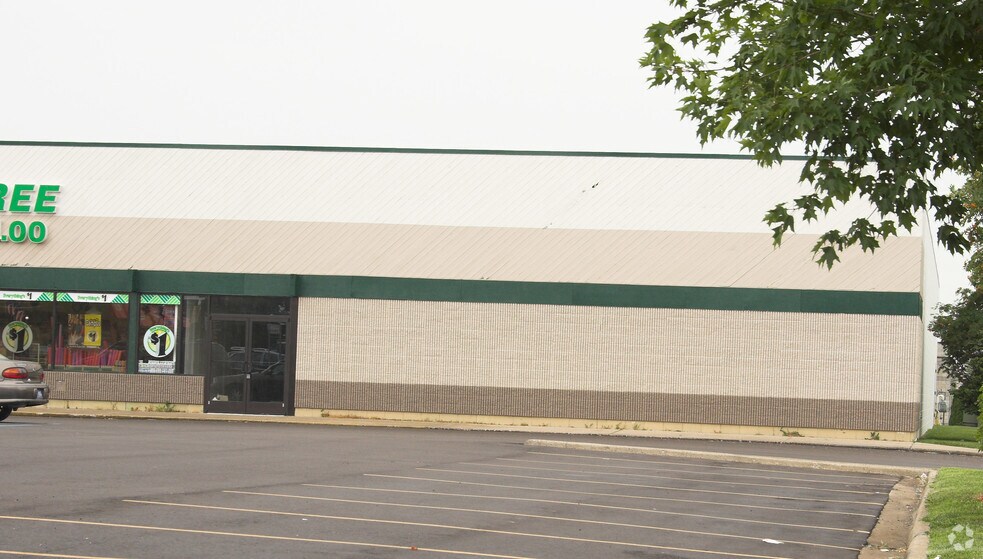4366-4368 W Pierson Rd, Flint, MI à louer - Photo du bâtiment - Image 2 de 10
