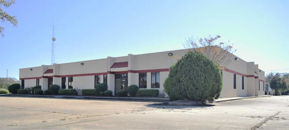 5946-5950 Monticello Dr, Montgomery, AL for lease - Building Photo - Image 3 of 10