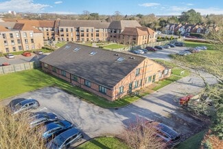 Plus de détails pour Castle Way, Stafford - Commerce de détail à vendre