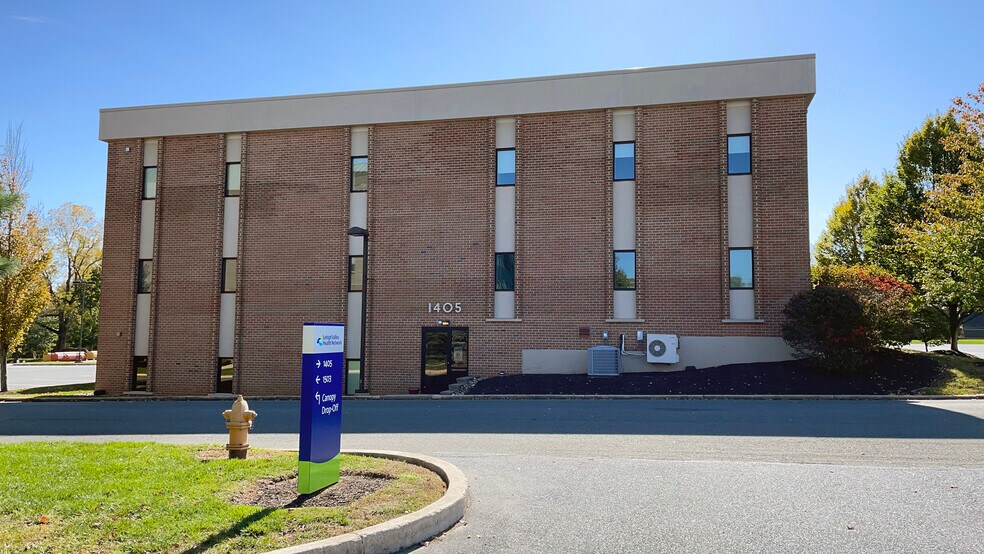 1405 N Cedar Crest Blvd, Allentown, PA à louer - Photo du bâtiment - Image 3 de 10