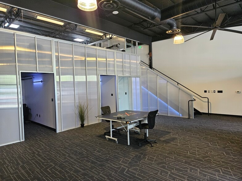 950 Reserve Dr, Roseville, CA for lease - Building Photo - Image 3 of 14