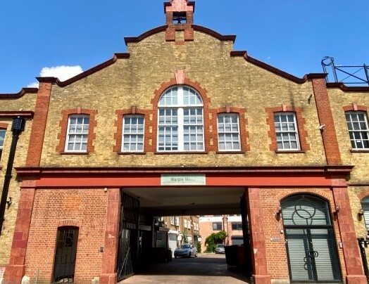 Warple Way, London à louer - Photo du bâtiment - Image 1 de 6