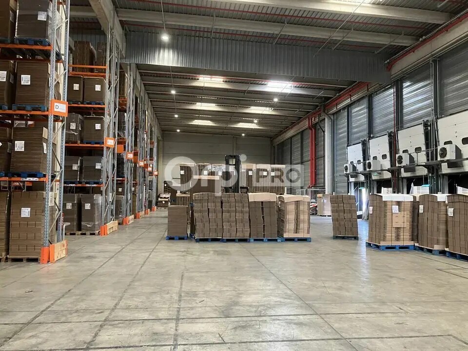 Bureau dans Mions à louer Photo du bâtiment- Image 1 de 23