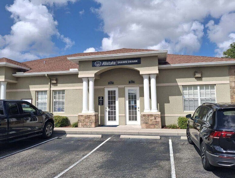 2517 Seven Springs Blvd, New Port Richey, FL à vendre - Photo du bâtiment - Image 1 de 6