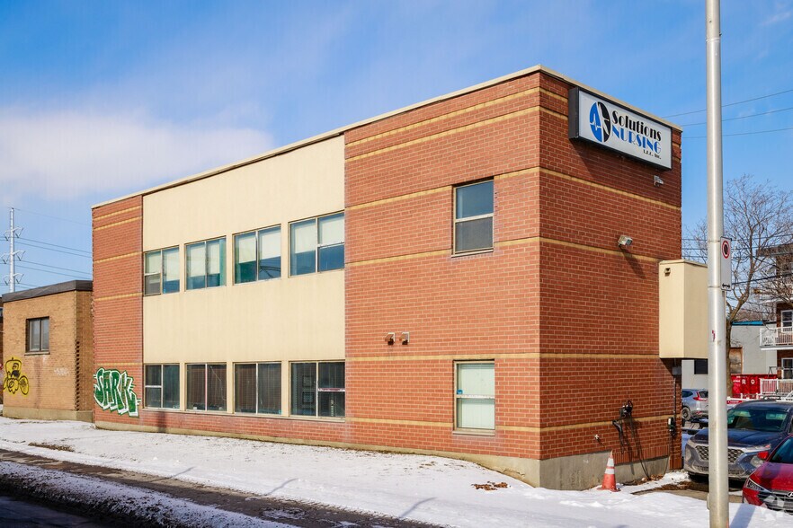 789 Av George Leclaire, Montréal, QC à vendre - Photo du bâtiment - Image 2 de 6