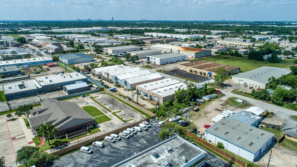 5220 Ted St, Houston, TX à vendre - Photo du bâtiment - Image 3 de 4