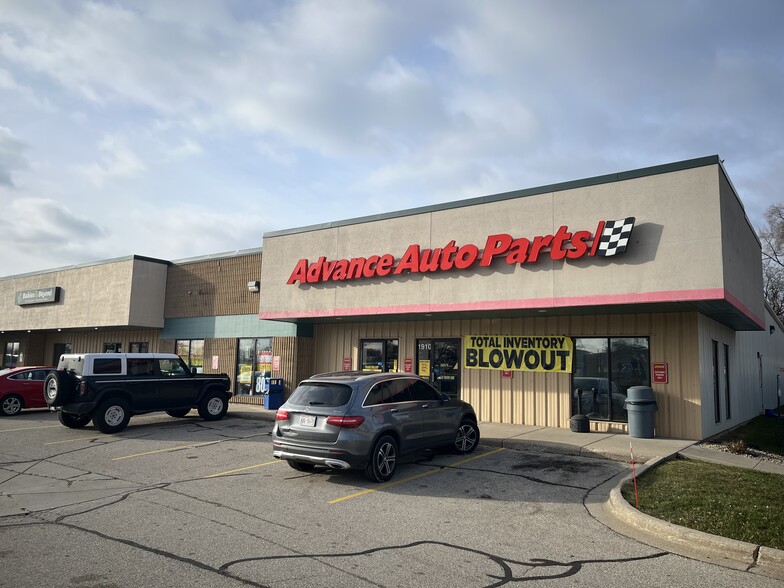 1910-1978 S Stoughton Rd, Madison, WI for lease - Building Photo - Image 1 of 5