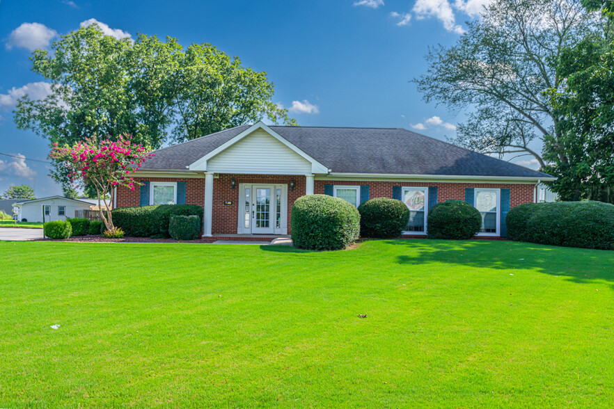 970 Highway 20, Tuscumbia, AL à vendre - Photo principale - Image 1 de 27