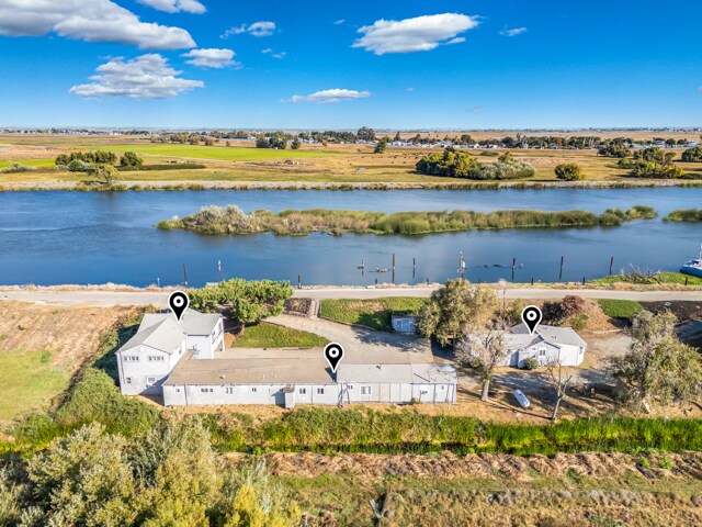 2140 Dutch Slough Rd, Oakley, CA à vendre - Photo du bâtiment - Image 1 de 25