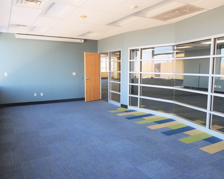 150 State St, Rochester, NY for lease - Interior Photo - Image 2 of 14