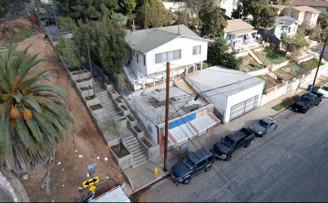 More details for 3303 Floral Dr, Los Angeles, CA - Multifamily for Sale