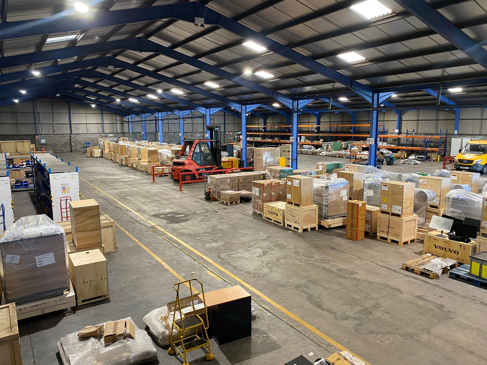 Units 24A-24D Airfield Industrial Estate, Hixon for lease Interior Photo- Image 1 of 6