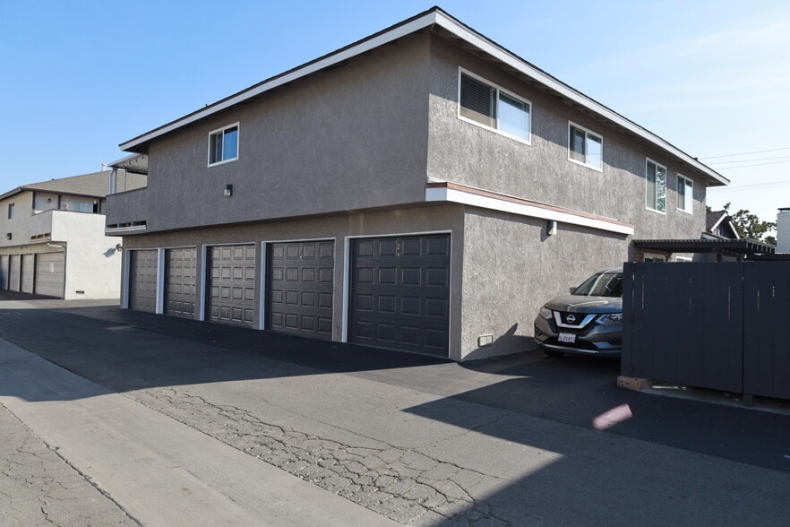 3555 W Cerritos Ave, Anaheim, CA for sale - Building Photo - Image 3 of 20