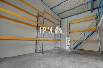Industrial in Aubagne for lease Interior Photo- Image 1 of 4