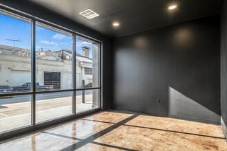 12 NW 13th St, Oklahoma City, OK for lease Interior Photo- Image 2 of 12