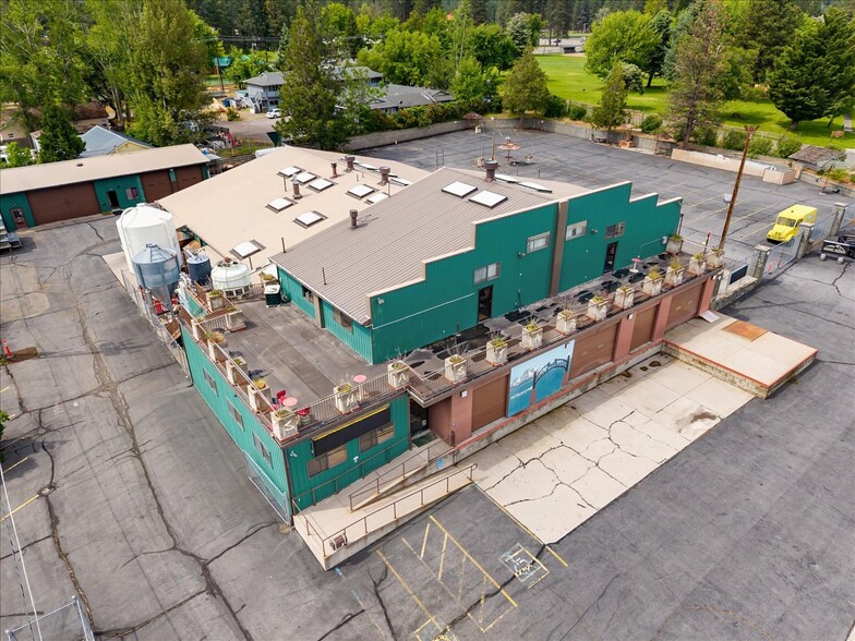 360 College Ave, Weed, CA for sale - Building Photo - Image 2 of 49