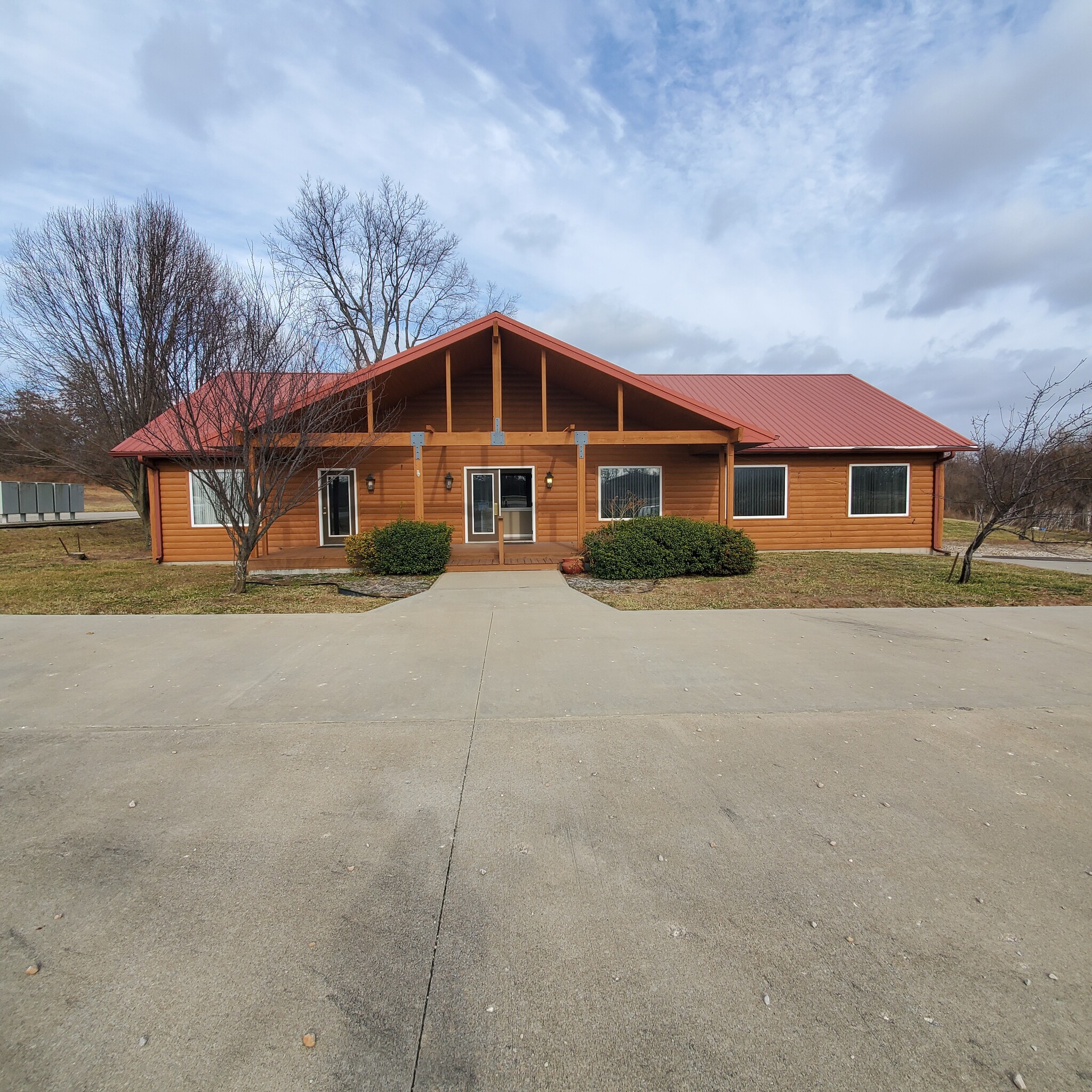 945 NE 105, Knob Noster, MO à vendre Photo du b timent- Image 1 de 1